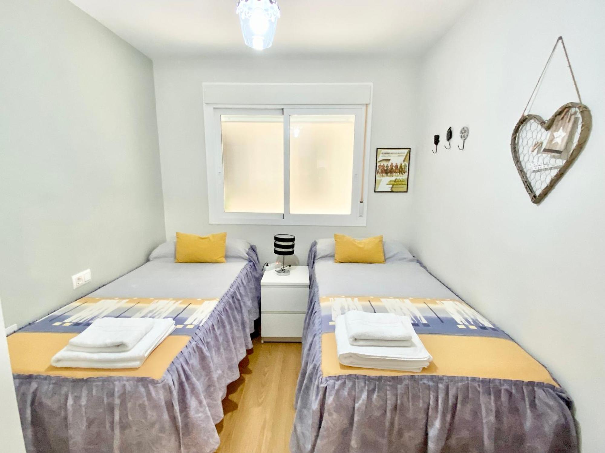 Apartamento Con Parking Gratis En El Centro, 2 Dormitorios アルメリア エクステリア 写真